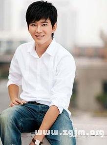 黄 明个人资料,才华横溢的青年才俊，引领时代潮流的先锋人物