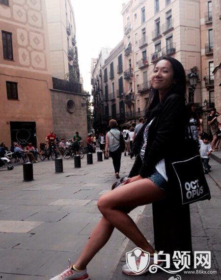 李洛伊个人资料,才华横溢的艺术家，人生轨迹与艺术成就的完美融合